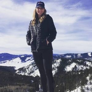 Meet your Posher, Clarissa